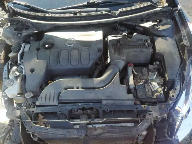 2010 Nissan Altima Base