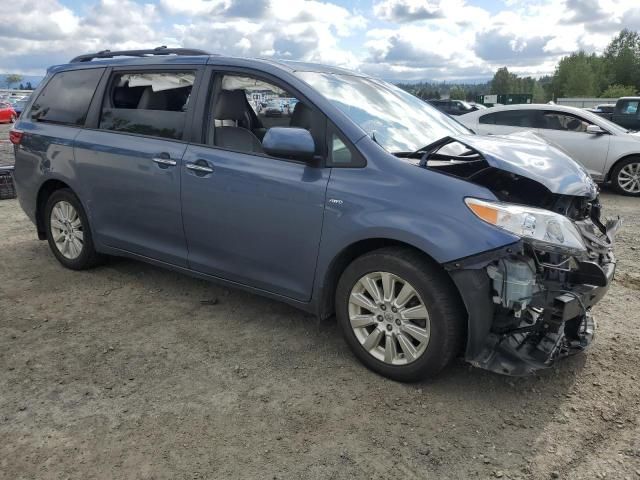 2016 Toyota Sienna XLE