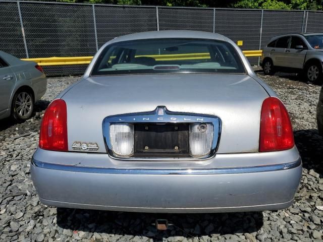 1998 Lincoln Town Car Signature