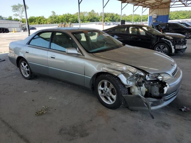 2000 Lexus ES 300