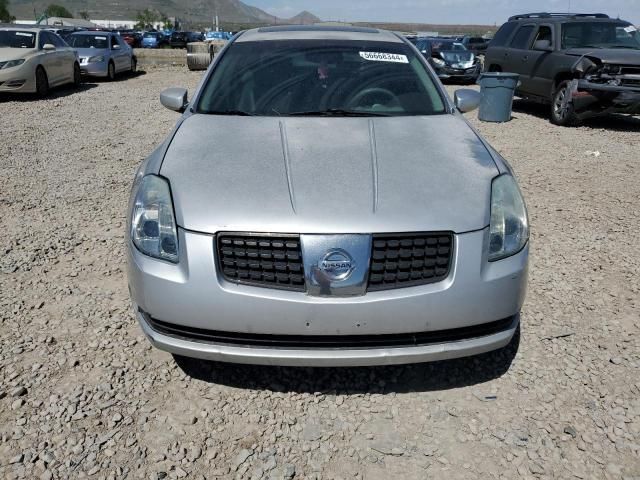 2004 Nissan Maxima SE