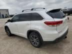 2017 Toyota Highlander SE