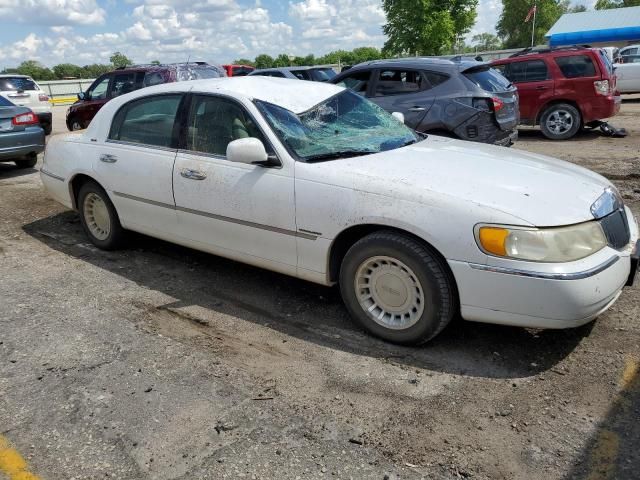 2000 Lincoln Town Car Executive