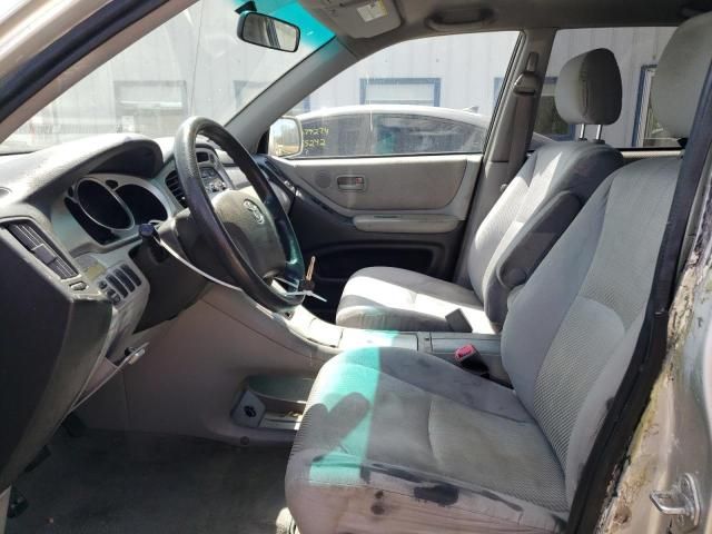 2004 Toyota Highlander