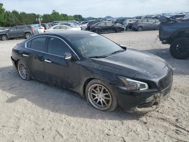 2010 Nissan Maxima S