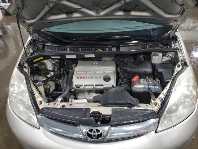 2006 Toyota Sienna XLE