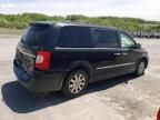 2012 Chrysler Town & Country Touring L