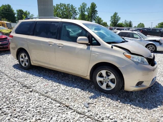 2012 Toyota Sienna LE