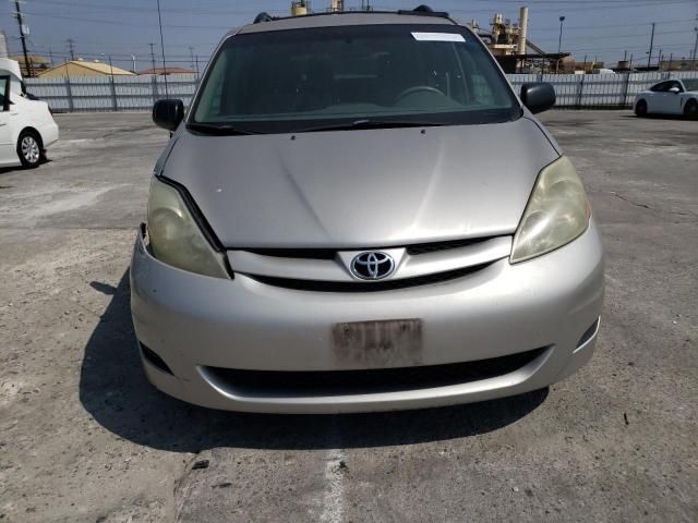 2006 Toyota Sienna CE