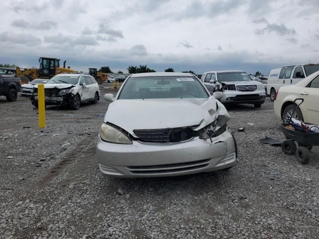 2004 Toyota Camry LE