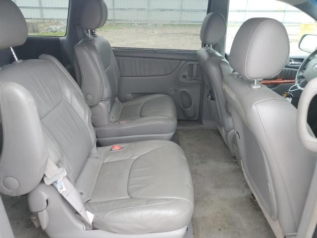 2008 Toyota Sienna XLE