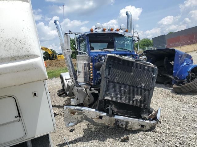 2019 Peterbilt 389