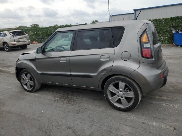 2010 KIA Soul +