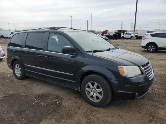 2010 Chrysler Town & Country Touring