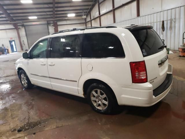 2010 Chrysler Town & Country Touring