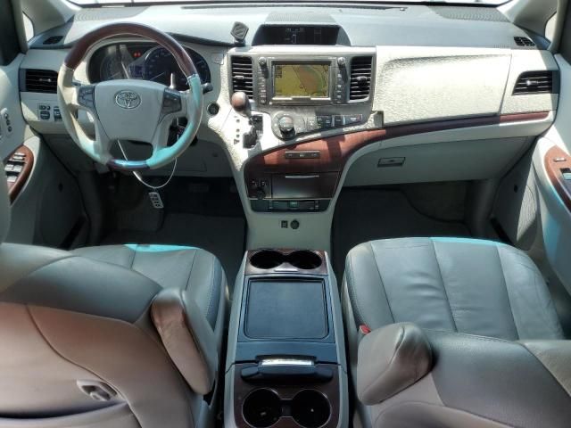 2012 Toyota Sienna XLE