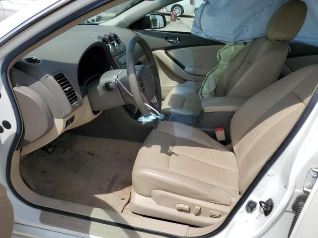 2010 Nissan Altima Base