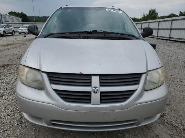 2005 Dodge Grand Caravan SE