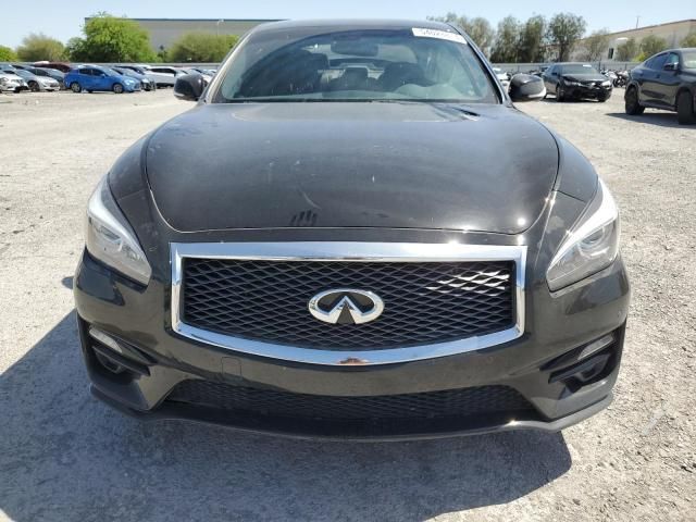 2018 Infiniti Q70 3.7 Luxe