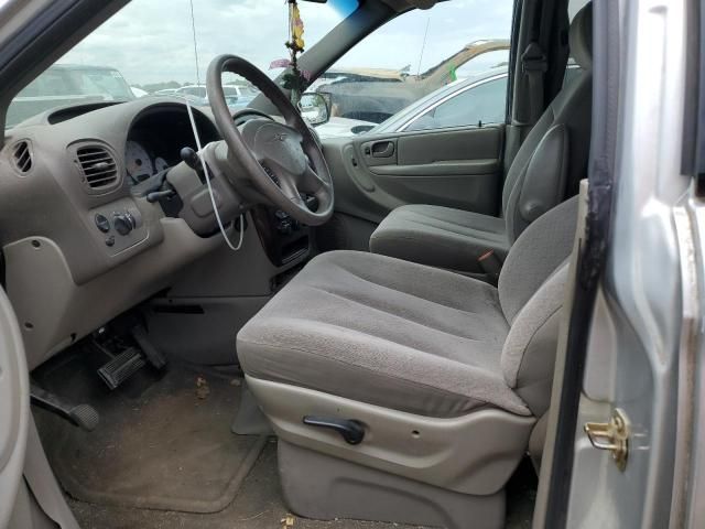 2003 Chrysler Town & Country LX