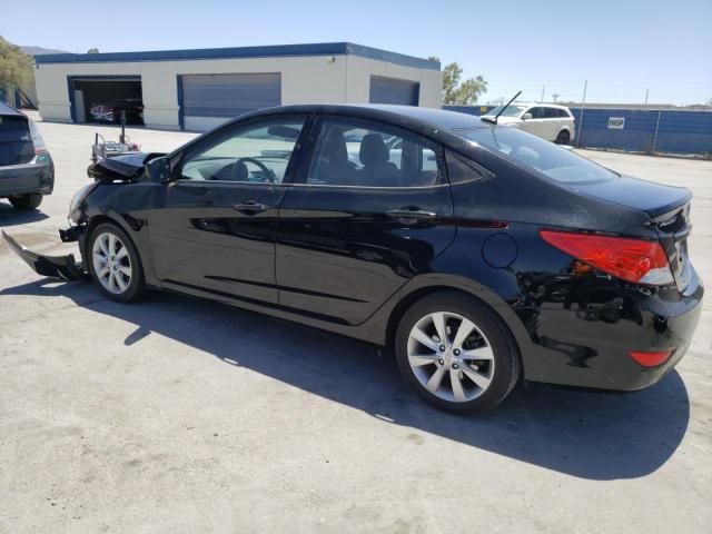 2013 Hyundai Accent GLS