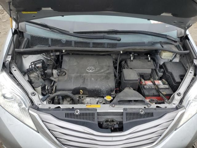 2015 Toyota Sienna XLE