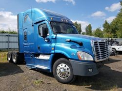 Salvage trucks for sale at Woodburn, OR auction: 2013 Freightliner Cascadia 125