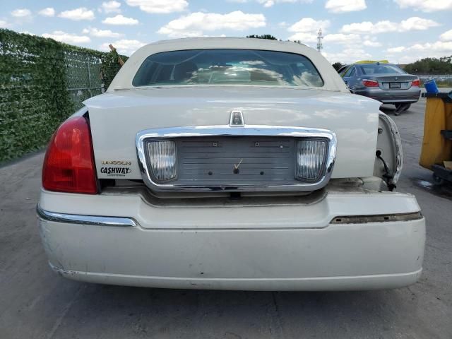 2007 Lincoln Town Car Signature