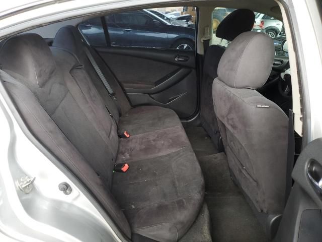 2011 Nissan Altima Base