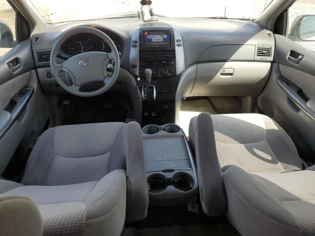 2007 Toyota Sienna CE