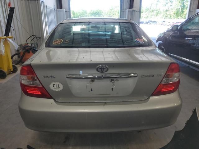 2004 Toyota Camry LE