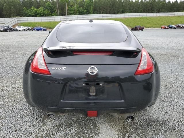 2014 Nissan 370Z Base