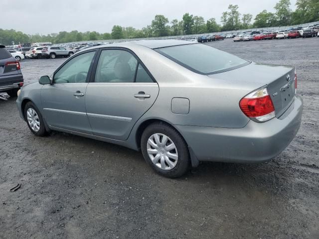 2005 Toyota Camry LE