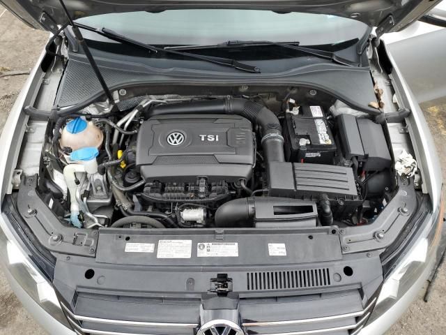 2014 Volkswagen Passat SE