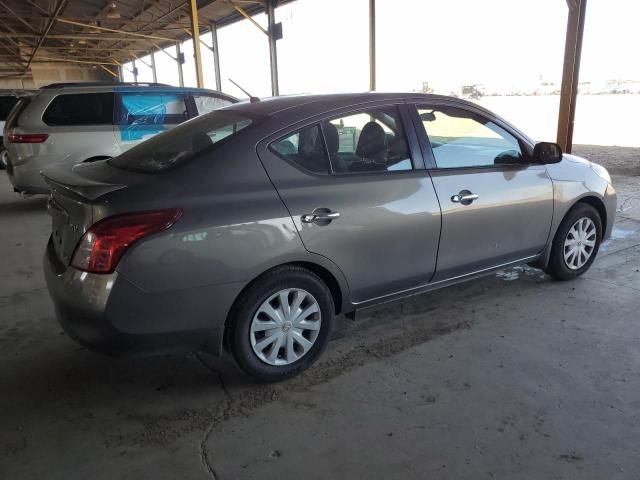 2013 Nissan Versa S