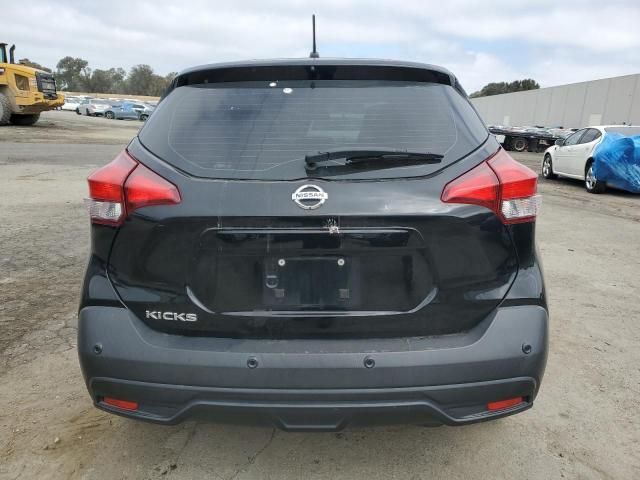 2020 Nissan Kicks S