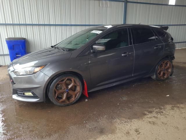 2017 Ford Focus ST