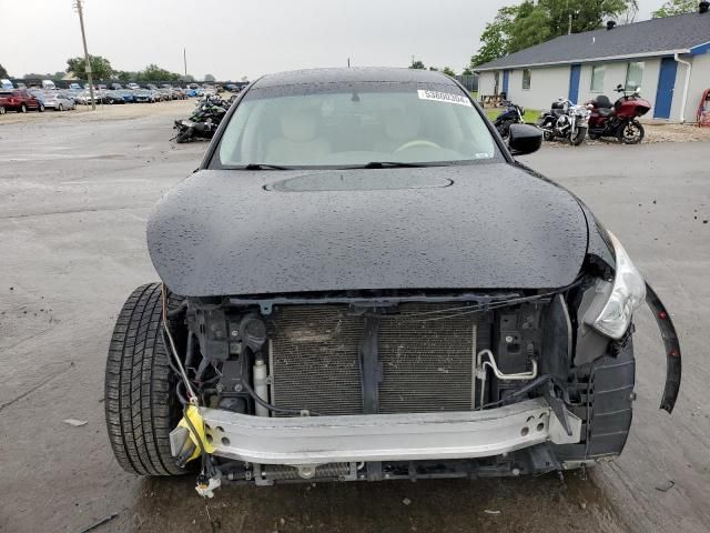 2017 Infiniti QX70