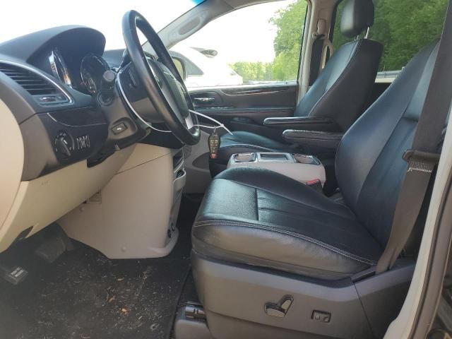 2012 Chrysler Town & Country Touring