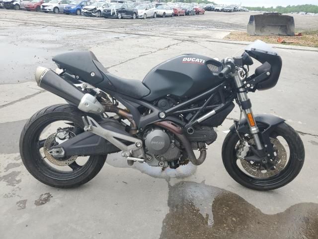 2012 Ducati Monster 696