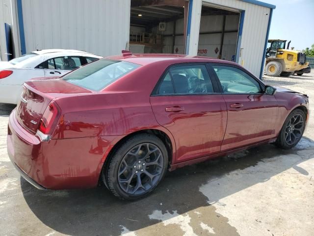 2019 Chrysler 300 Touring