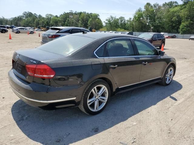 2013 Volkswagen Passat SEL