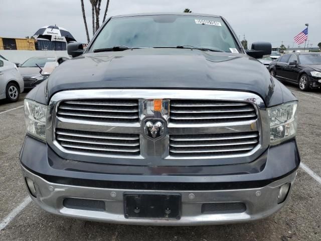 2015 Dodge RAM 1500 SLT