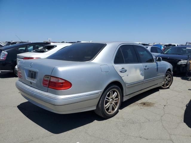 2000 Mercedes-Benz E 320