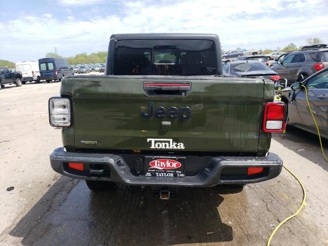 2022 Jeep Gladiator Sport