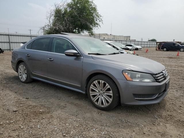 2012 Volkswagen Passat SEL