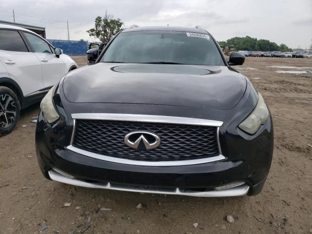 2017 Infiniti QX70