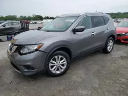 Salvage cars for sale from Copart Cahokia Heights, IL: 2016 Nissan Rogue S