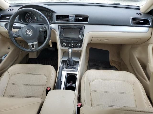 2012 Volkswagen Passat SE