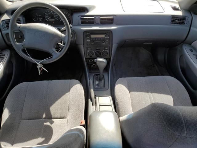 2000 Toyota Camry CE